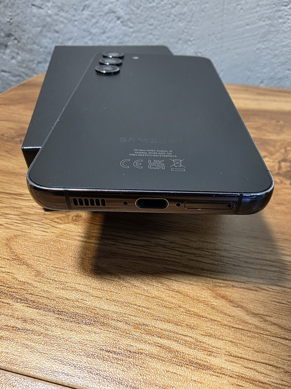 Samsung Galaxy S23+ SM-S916B/DS - 512GB - Graphite - Guter Zustand